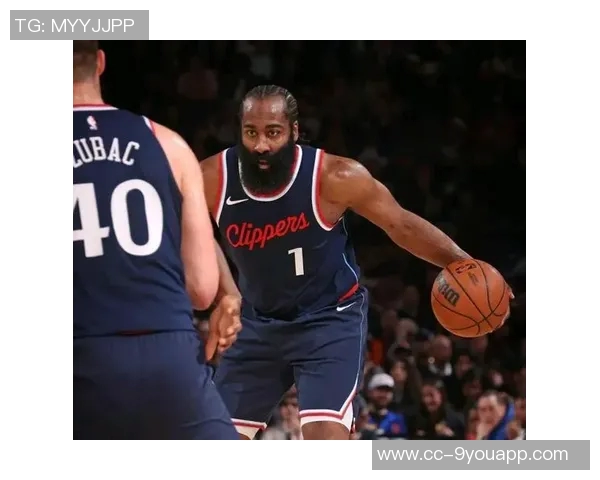 哈登坚定表示希望继续拼搏至无法上场为止只要有机会就愿意出战 哈登坚定表示希望继续拼搏至无法上场为止只要有机会就愿意出战